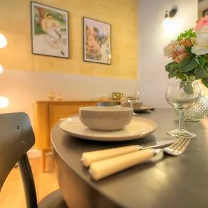 beautifully-furnished-flat-in-the-city-center-jbal1-1.qawrahotelsmalta.org/